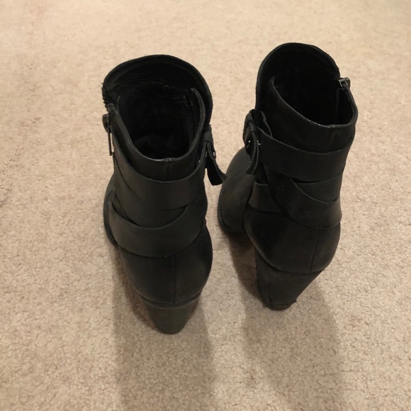 Black booties - Picture 5 of 7